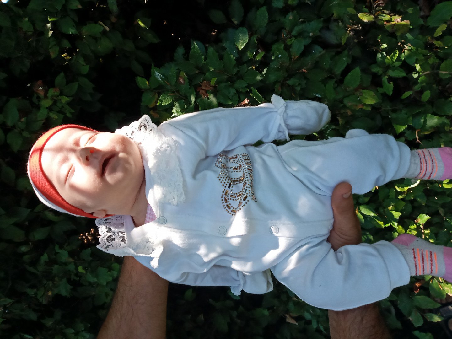 یک ماهگی نوزاد ثنا نیازی