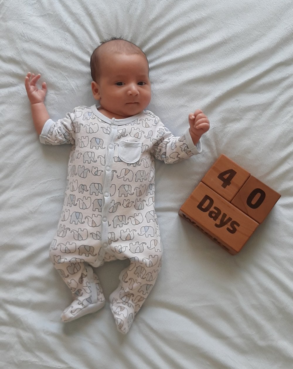 یک ماهگی نوزاد حامد یوسف زاده