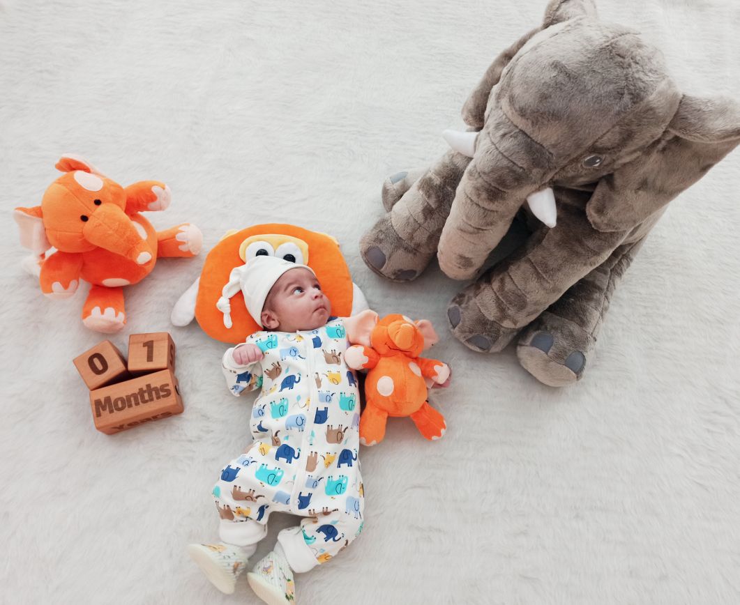 یک ماهگی نوزاد نیکان اصل روستا