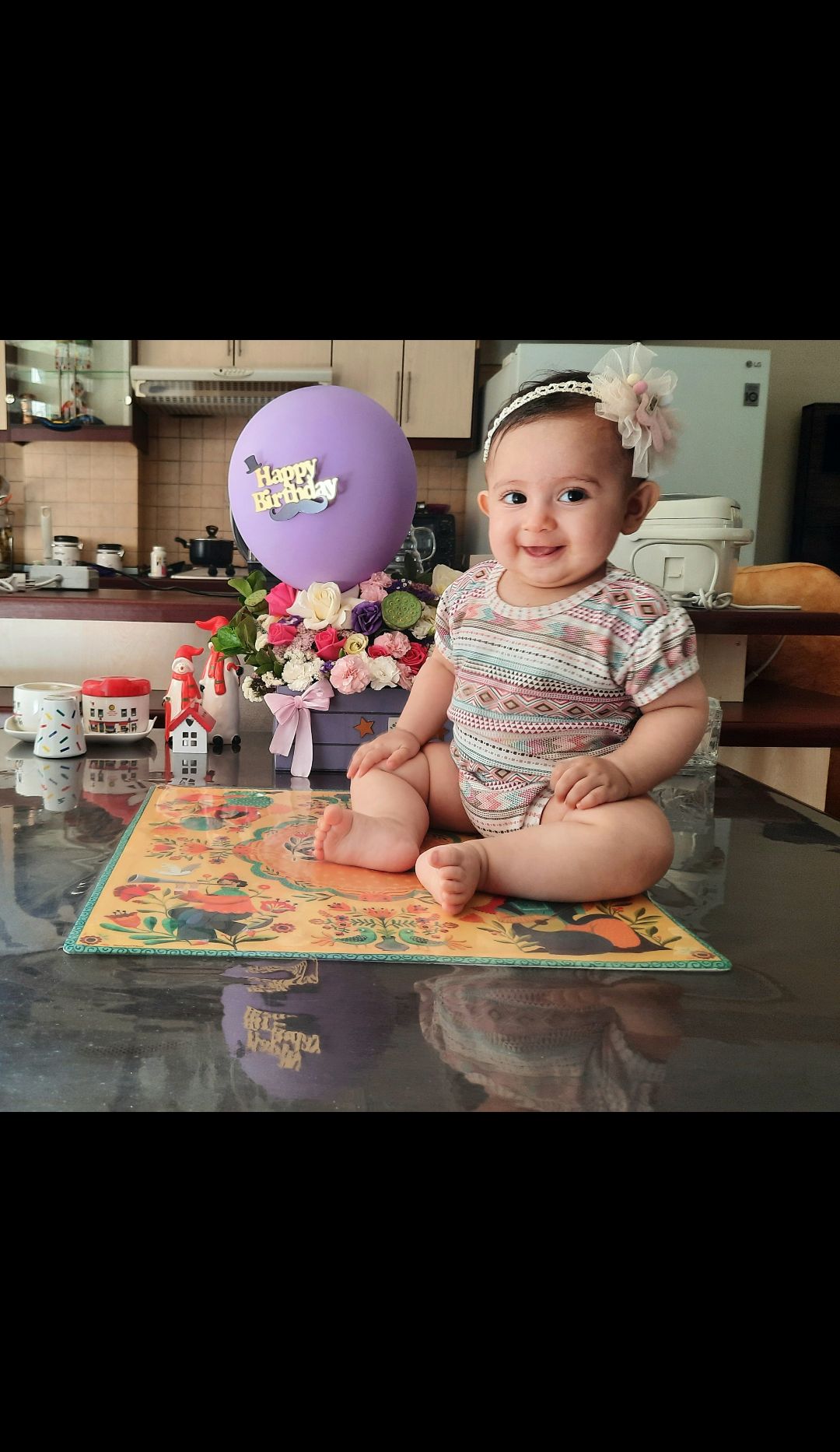 هشت ماهگی نوزاد پارمیس پویان