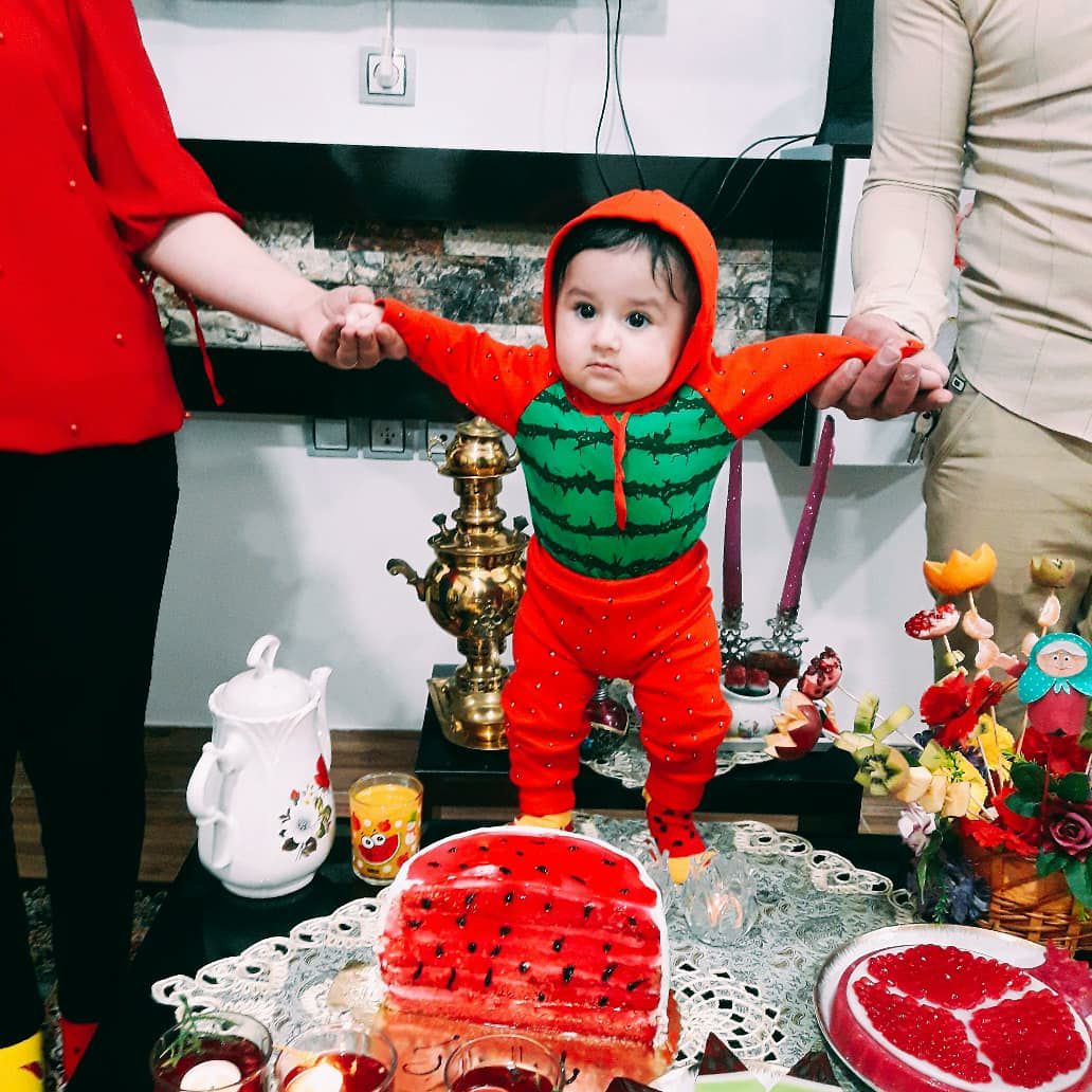 شش ماهگی نوزاد یـاســیـــن  ツ?