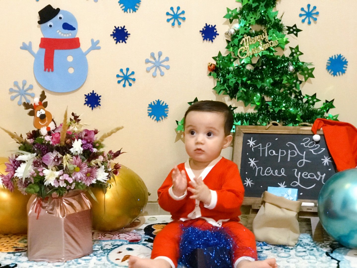 هشت ماهگی نوزاد آرسين اميرى