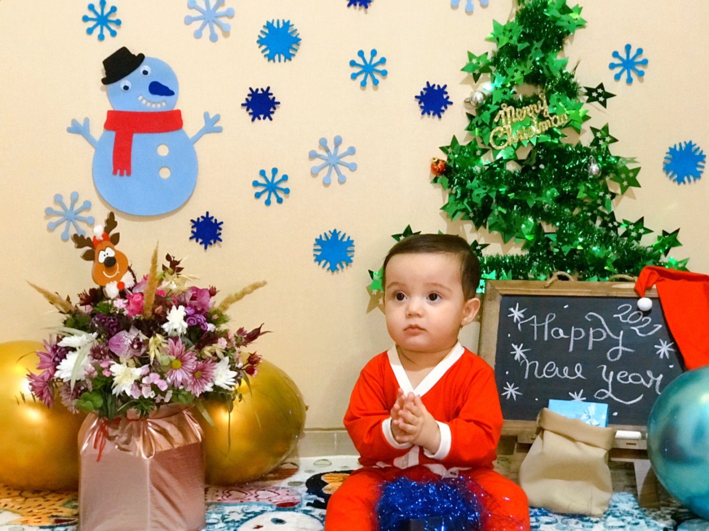 هشت ماهگی نوزاد آرسين اميرى