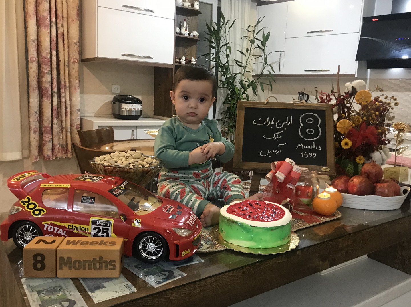 هشت ماهگی نوزاد آرسين اميرى