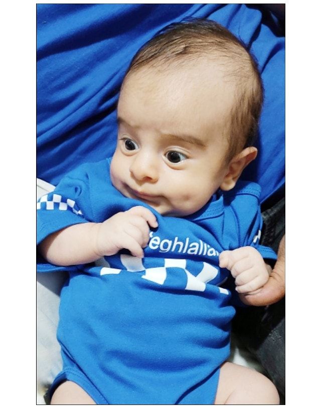 یک ماهگی نوزاد آرن طلوعی