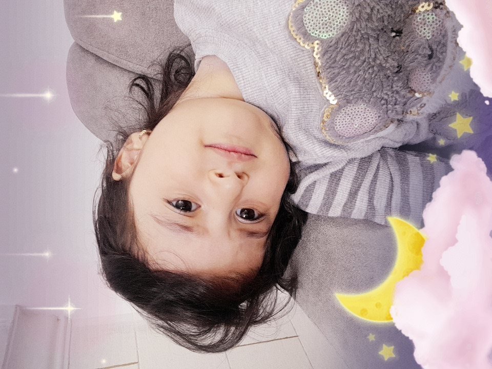 بیست و سه ماهگی کودک هلن سلیمی