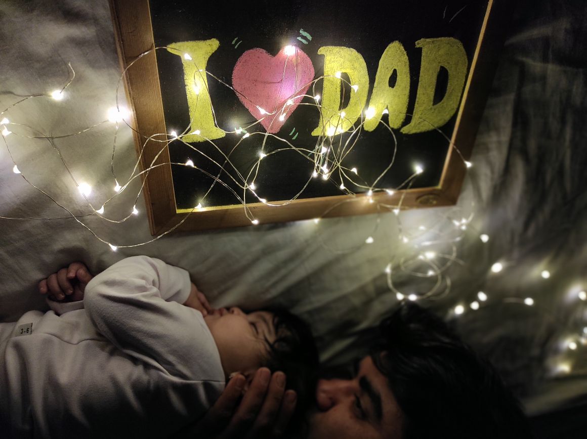 عکس نوزاد با پدر سیده رستا هاشمی