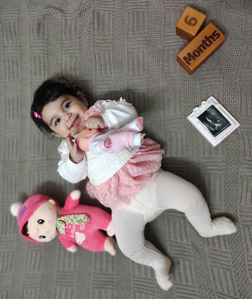 شش ماهگی من سیده رستا هاشمی