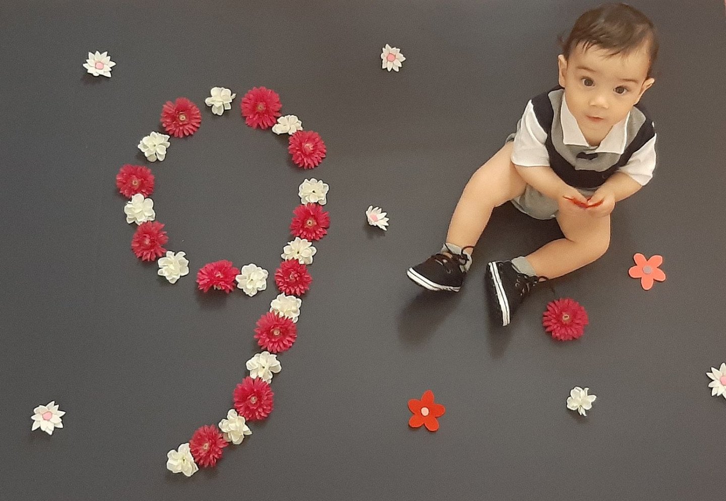 نه ماهگی نوزاد ?آرمانییی?