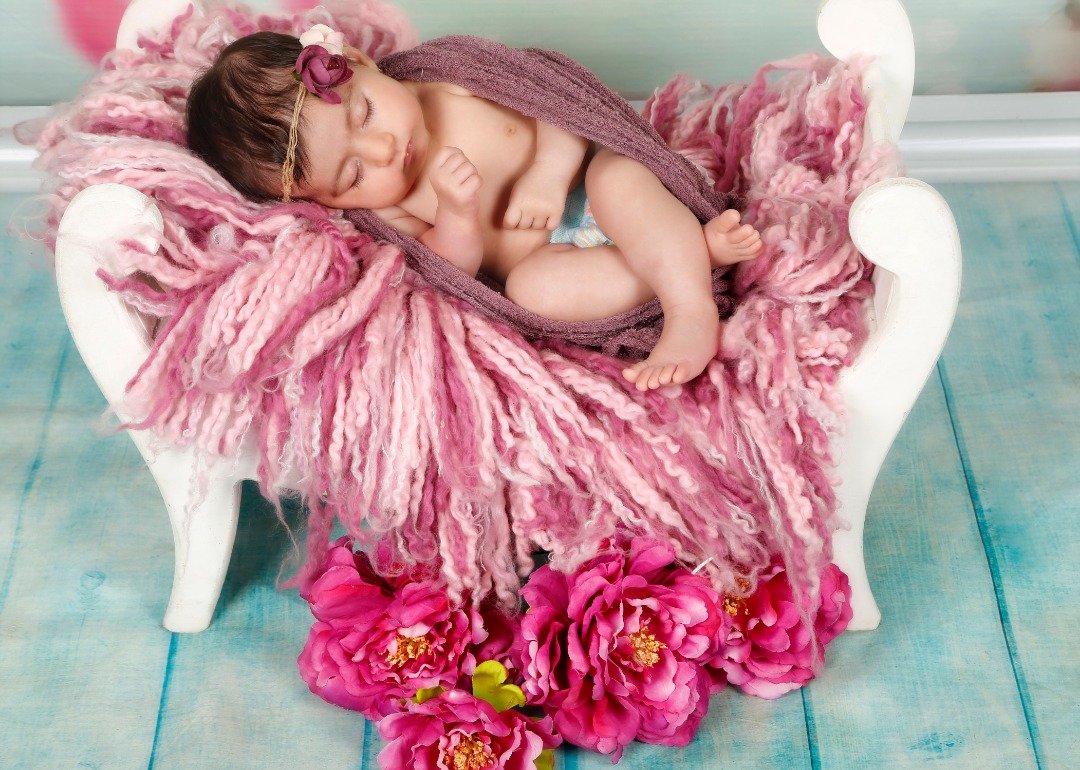 اولین خنده نوزاد مهرسانا دوستی