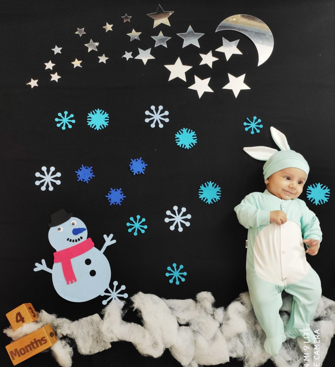 تم عکس زمستانی نوزاد آلا کشاورز