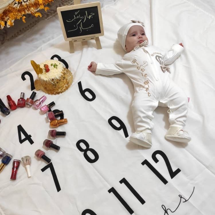 غلتیدن نوزاد ليانا رضاپور