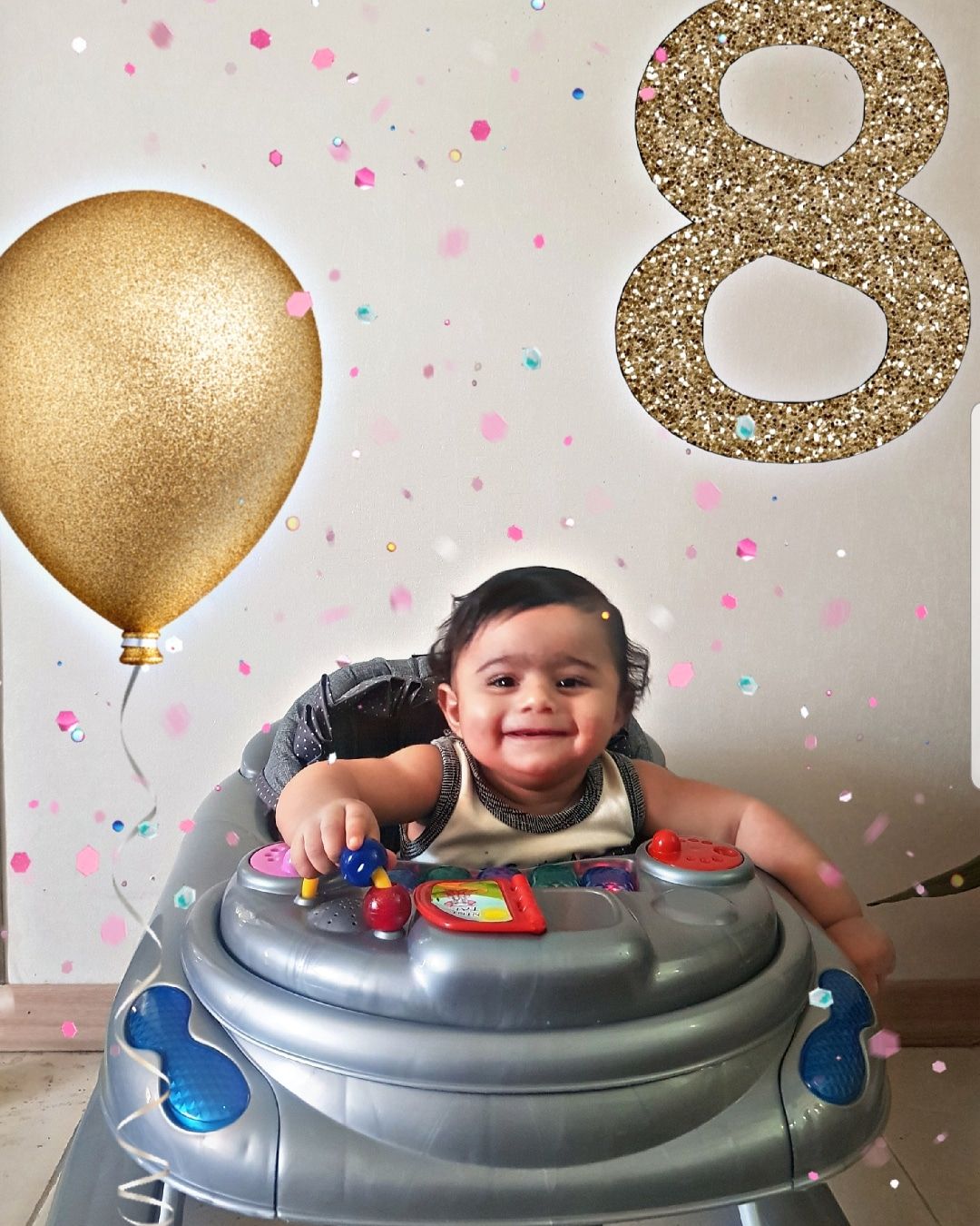 هشت ماهگی نوزاد آراز تنهای