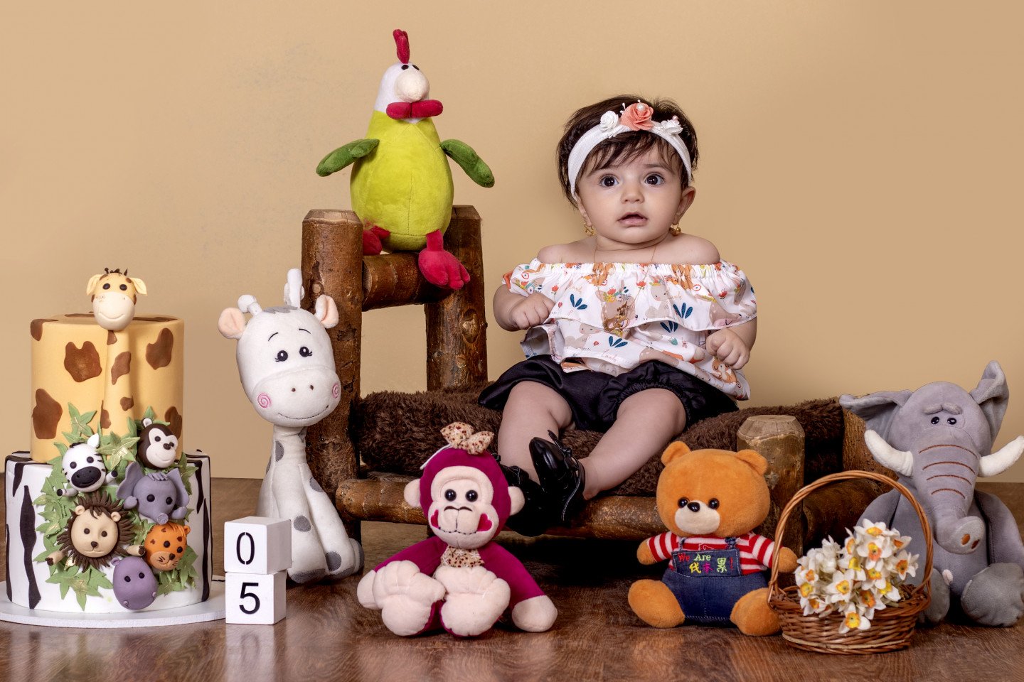 تم عکس تابستانی کودک آرتميس براتيان