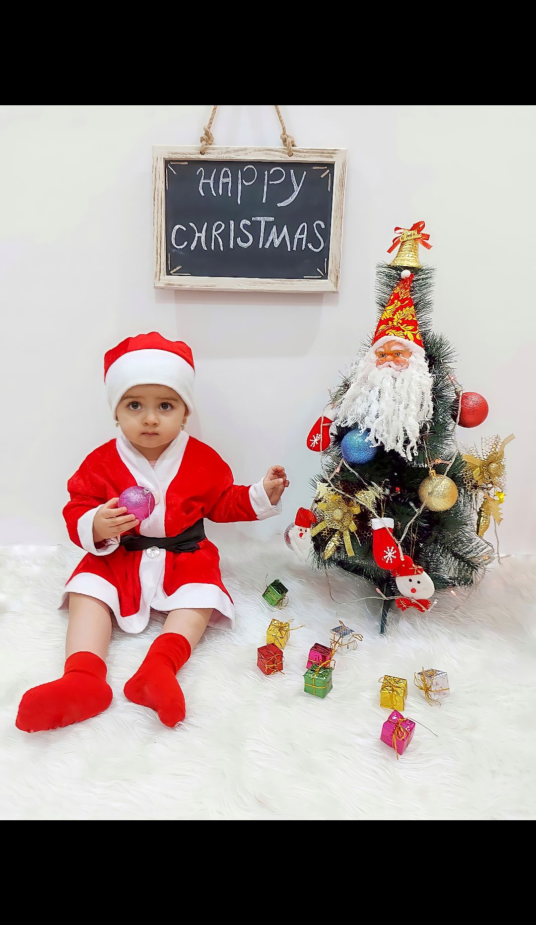 جشن کریسمس کودک نورا عزیزی