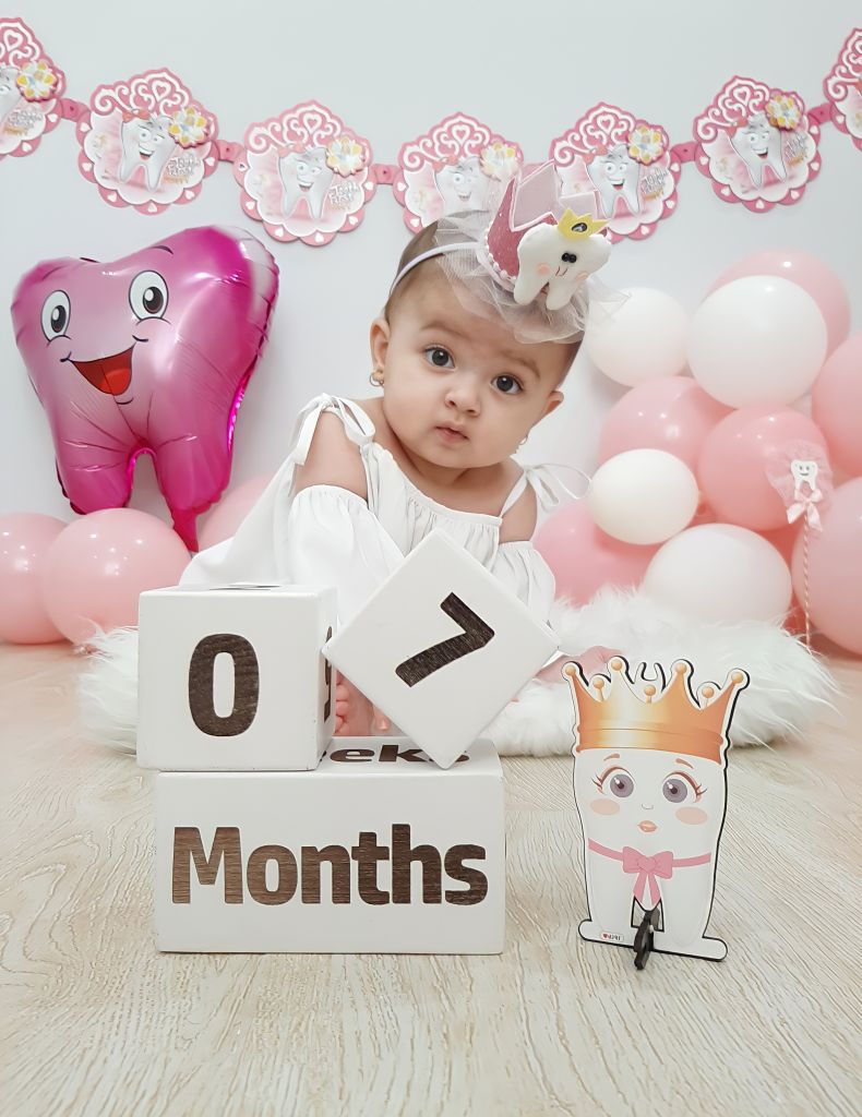 مکعب تاریخ‌شمار نورا عزیزی