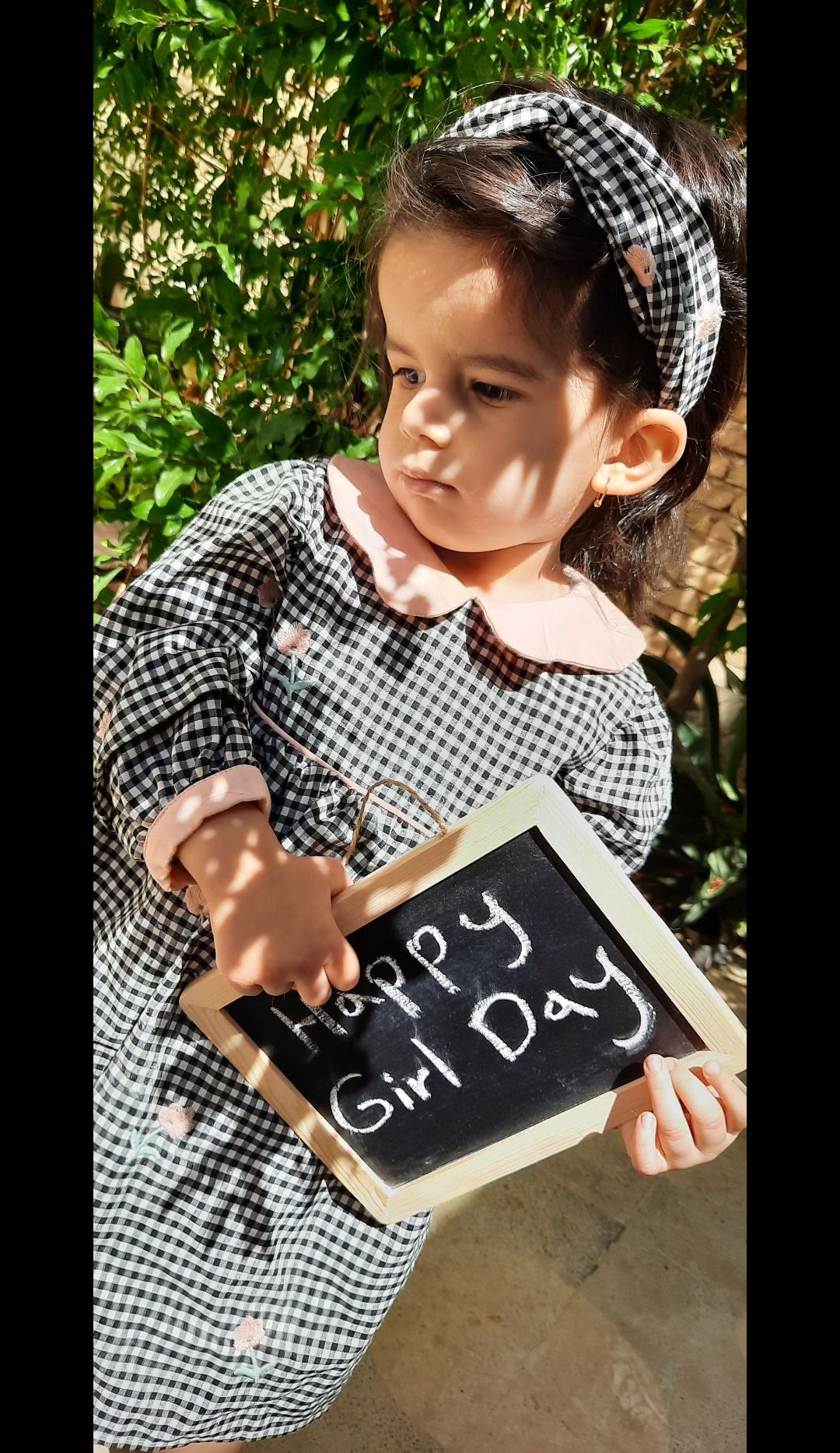 تخته سیاه کوچک آیرین اسماعیلی