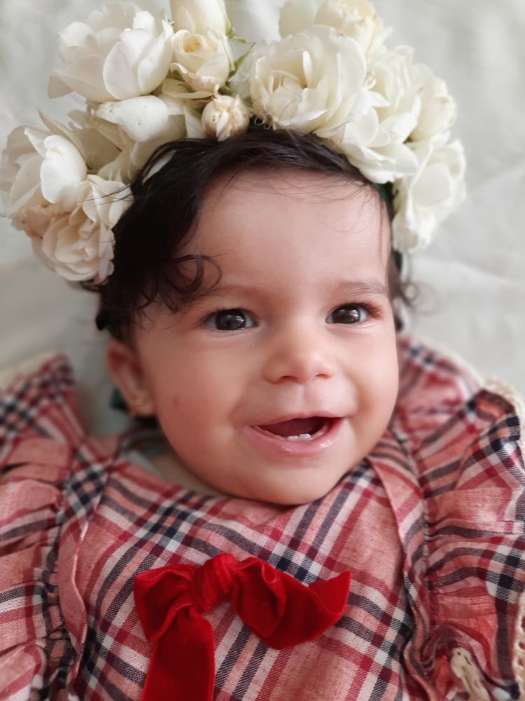 تم عکس بهاری کودک آیرین اسماعیلی