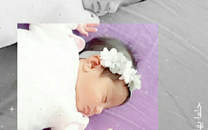 یک ماهگی نوزاد هلسا