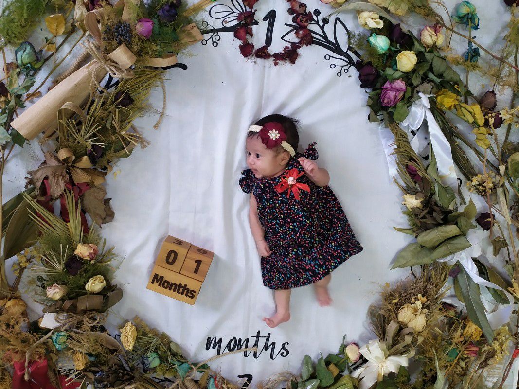 یک ماهگی نوزاد جانان قرائی نژاد