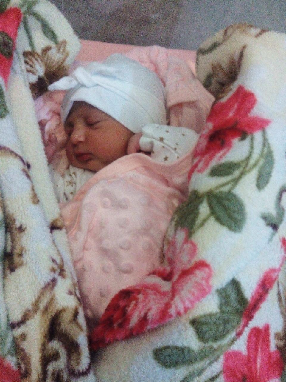 متولد شدن نوزاد سیده آوا خوشدل