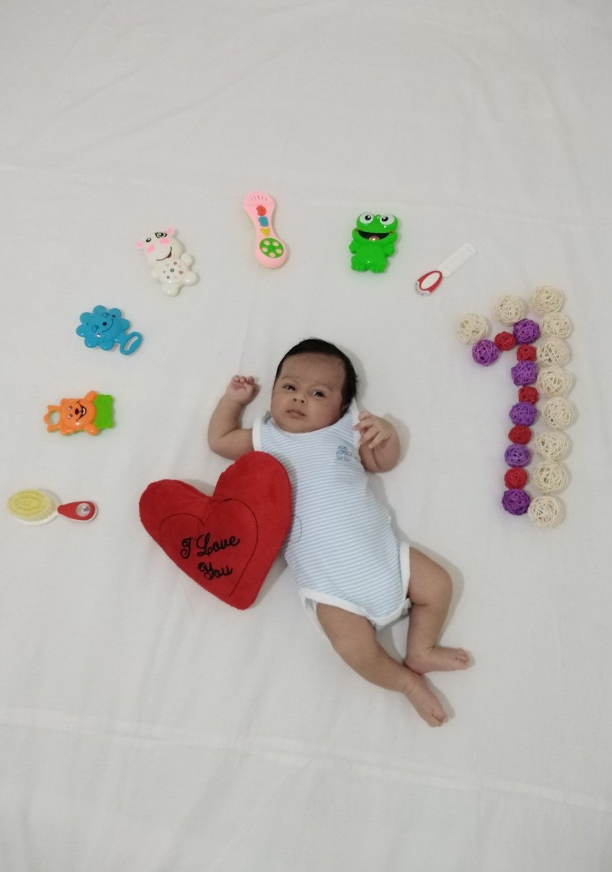 یک ماهگی نوزاد رادمهر غلامی