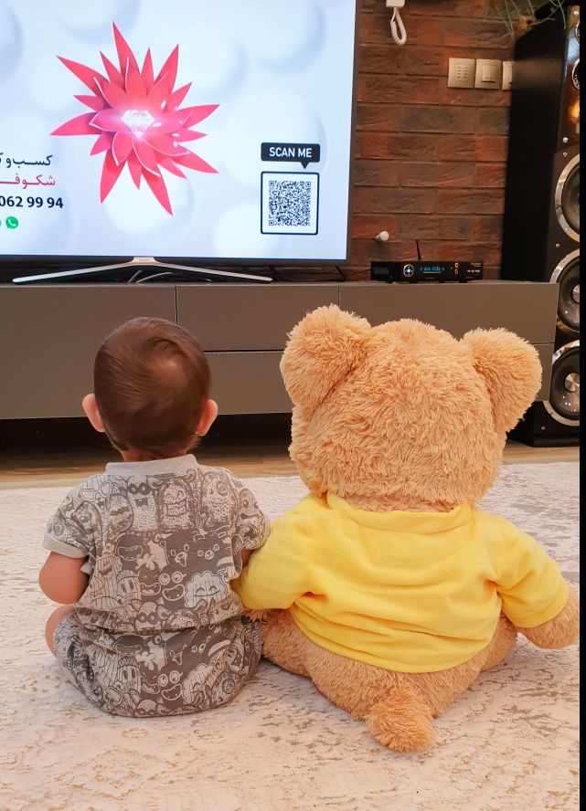 تم عکس تابستانی کودک لاوین سلیمیان