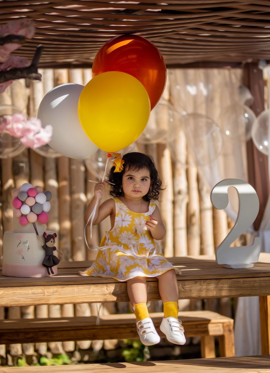 تم عکس تابستانی کودک ترنم توکلی