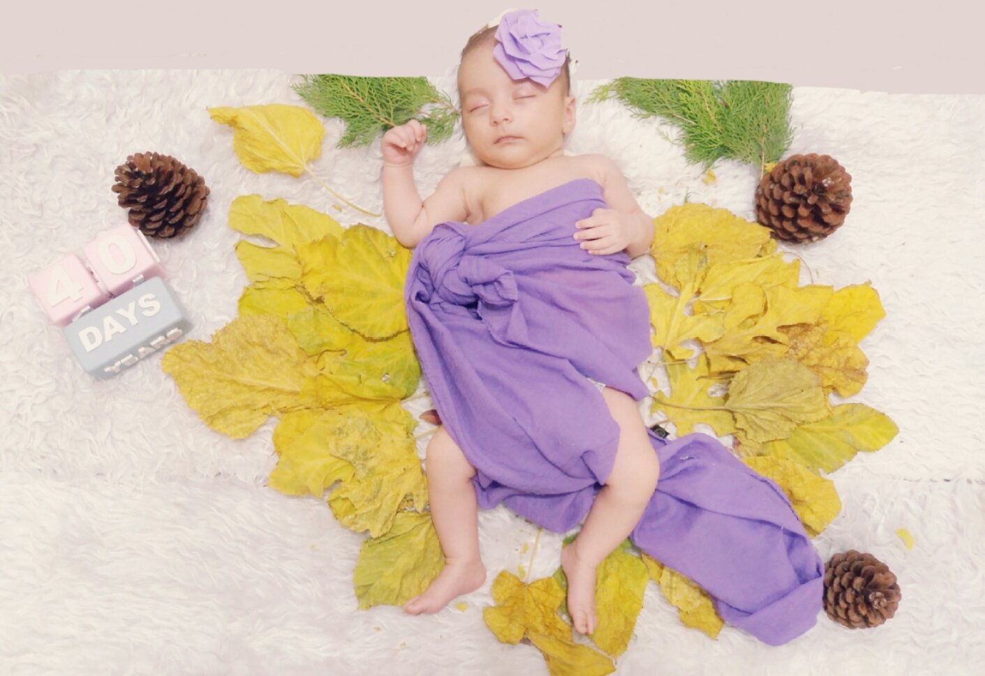 یک ماهگی نوزاد لیانا سلطانی