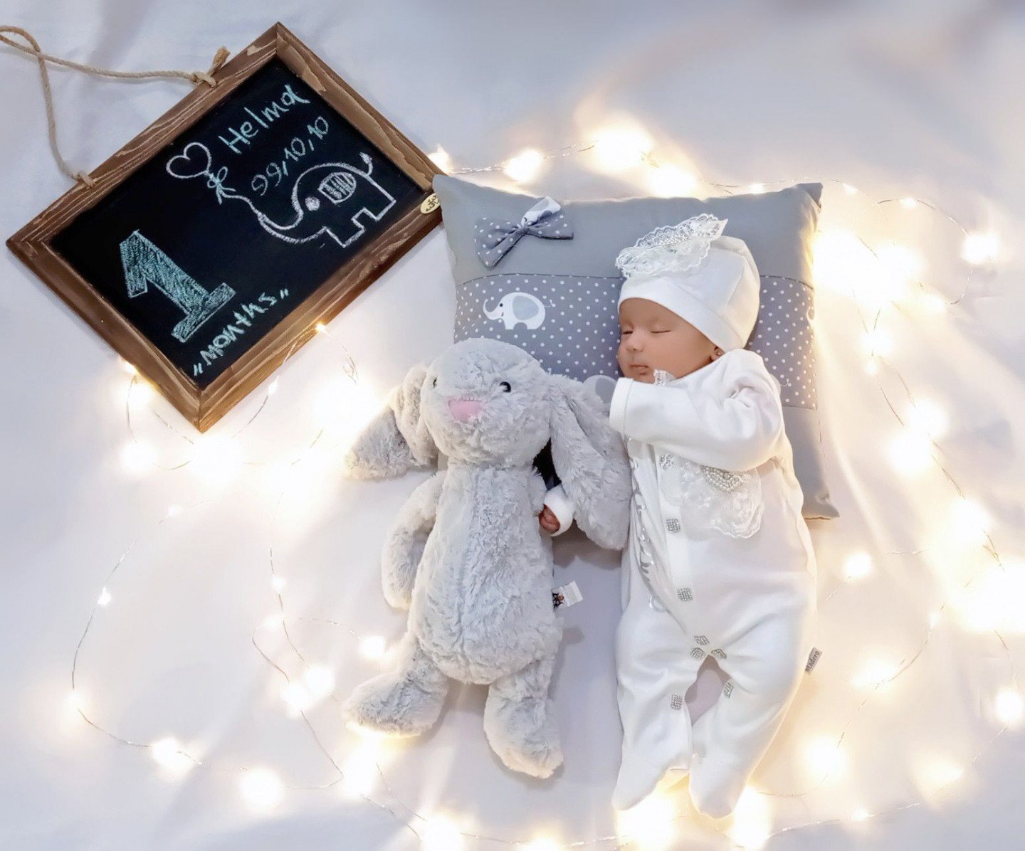 یک ماهگی نوزاد حلما رحمانیان