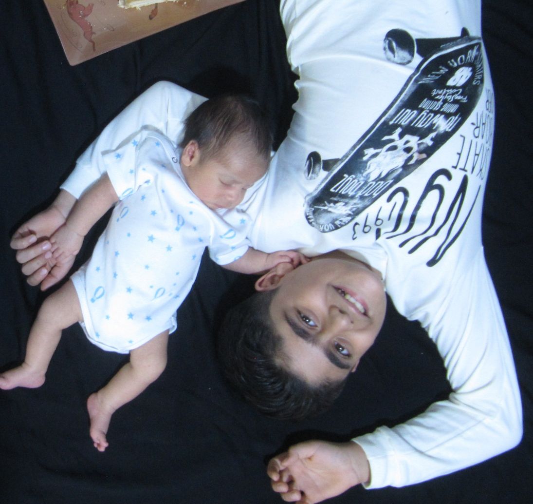 یک ماهگی نوزاد سیدرادین احمدی