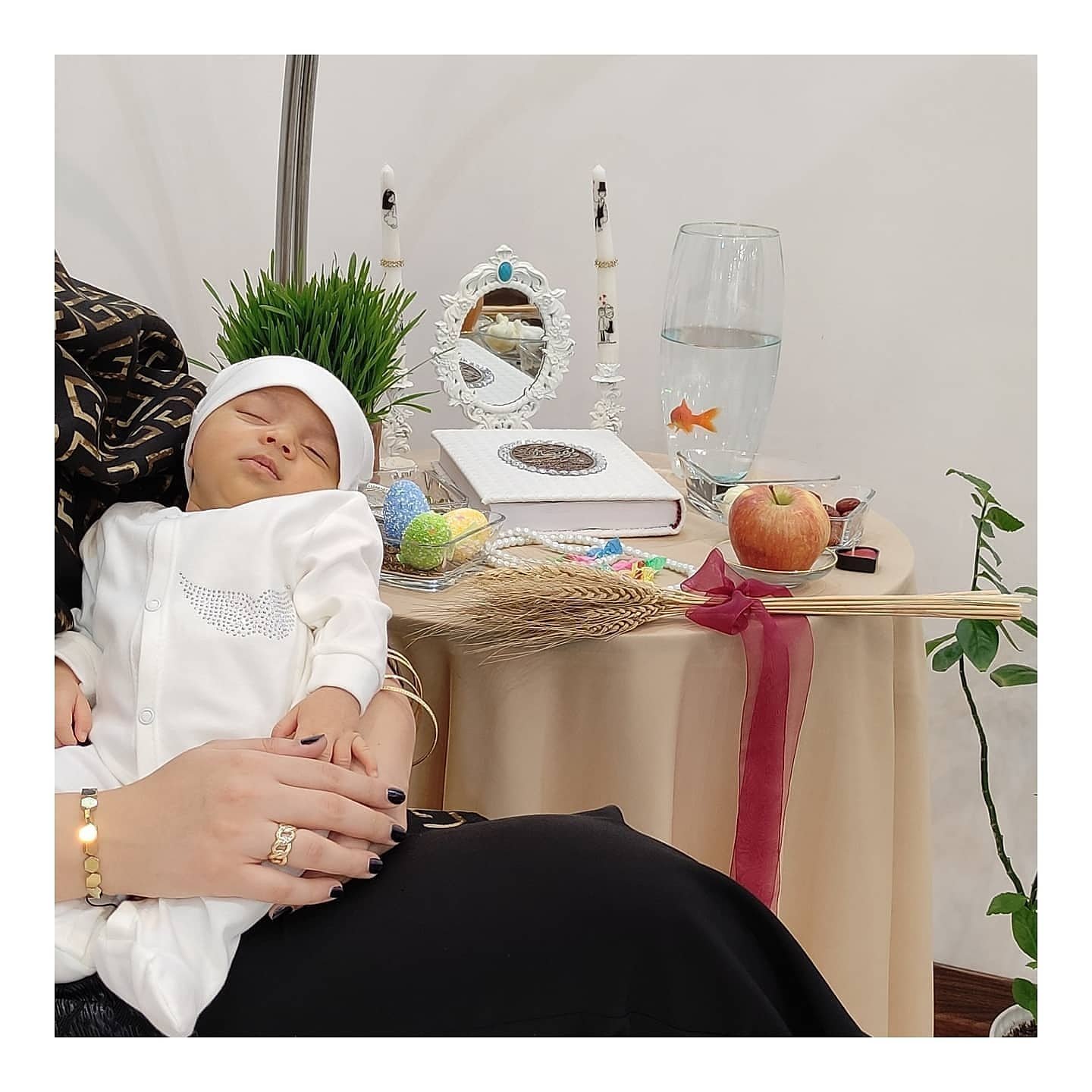 یک ماهگی نوزاد دلیار نصیری نیا