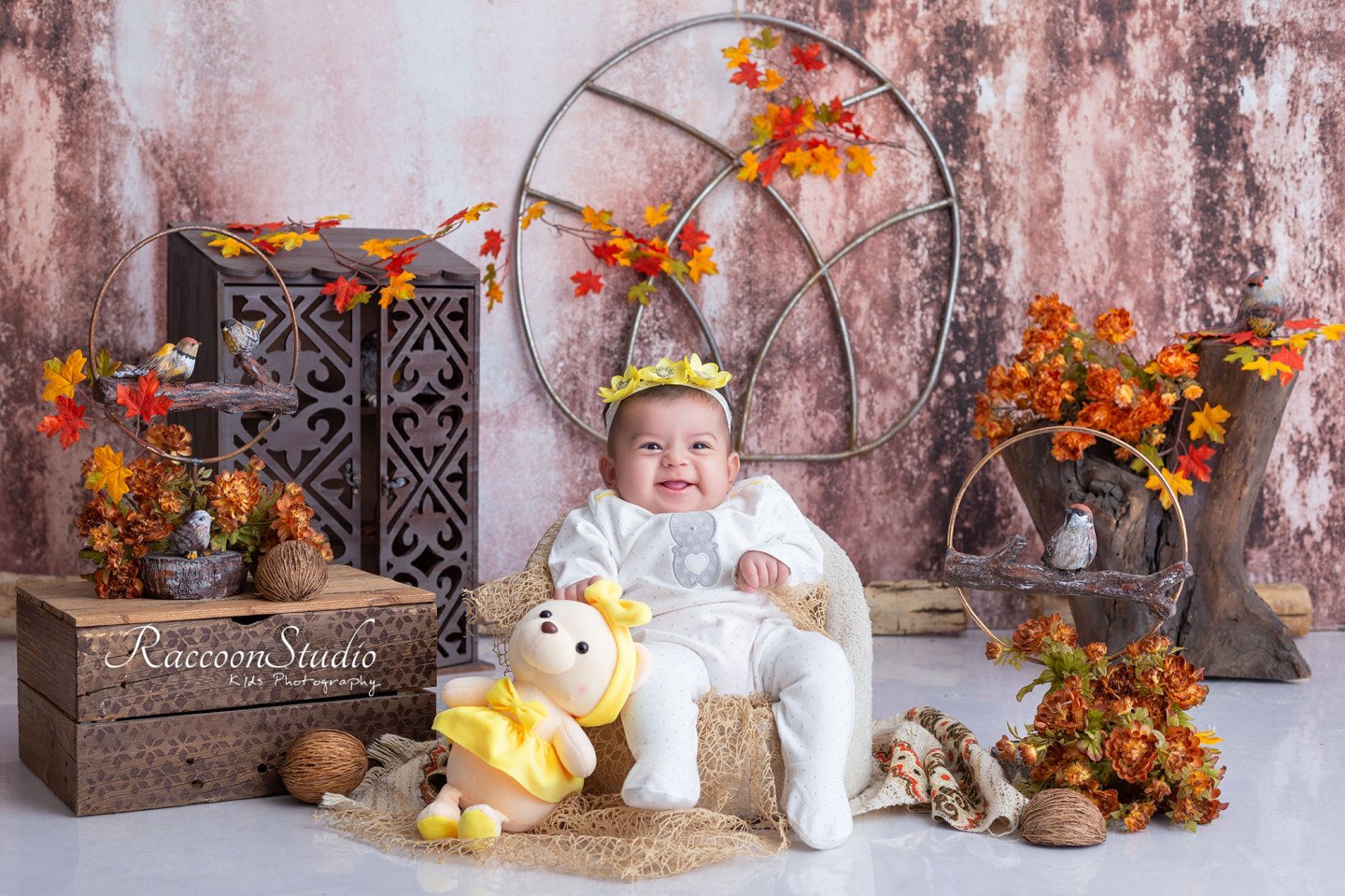 اولین نشستن نوزاد کایرا خلیلی