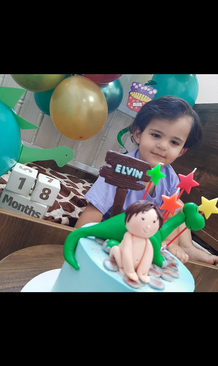 هجده ماهگی کودک الوین معرفت