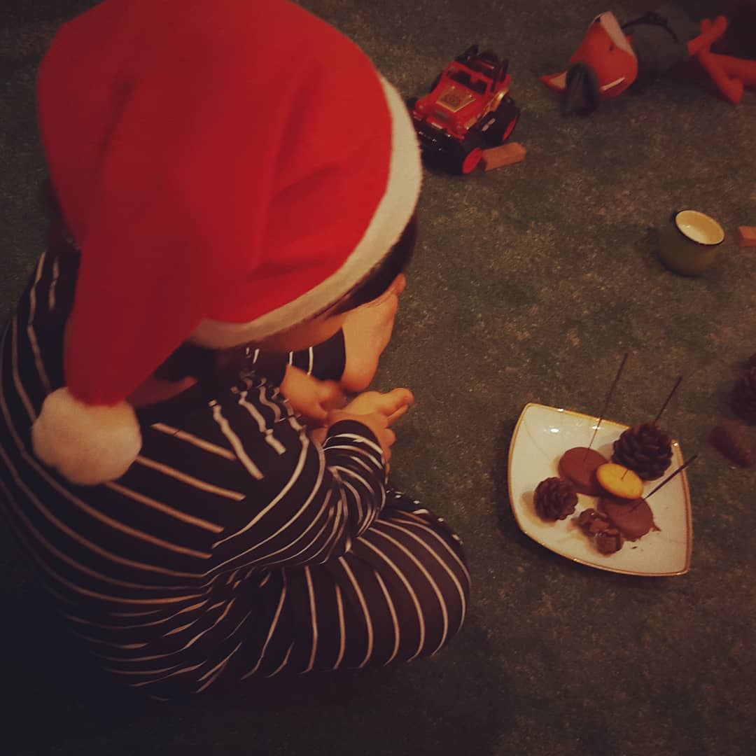 جشن کریسمس کودک الوین معرفت