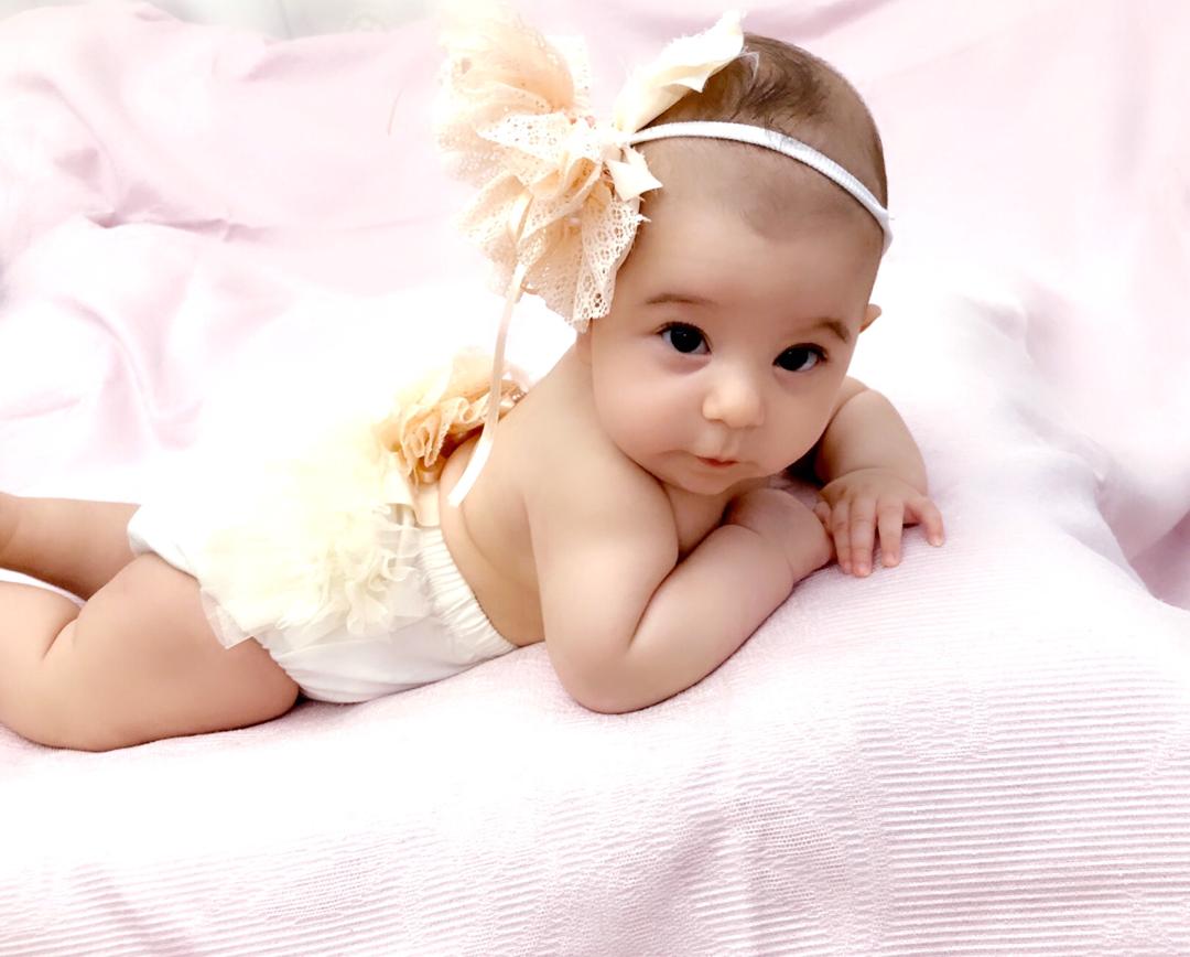 تم عکس تابستانی کودک نورا نهانی