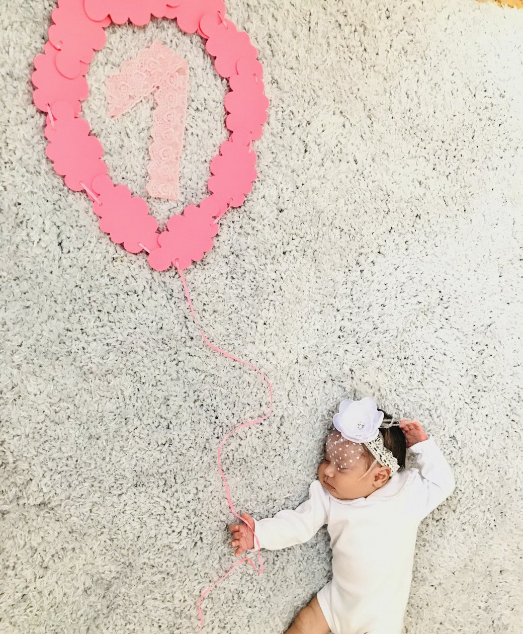 یک ماهگی نوزاد نیکی نجیبی