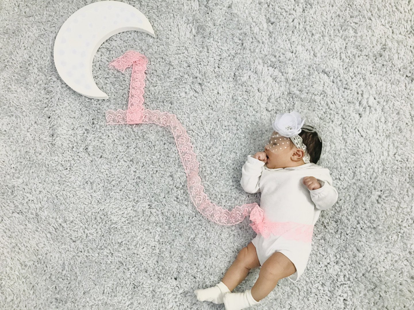 یک ماهگی نوزاد نیکی نجیبی