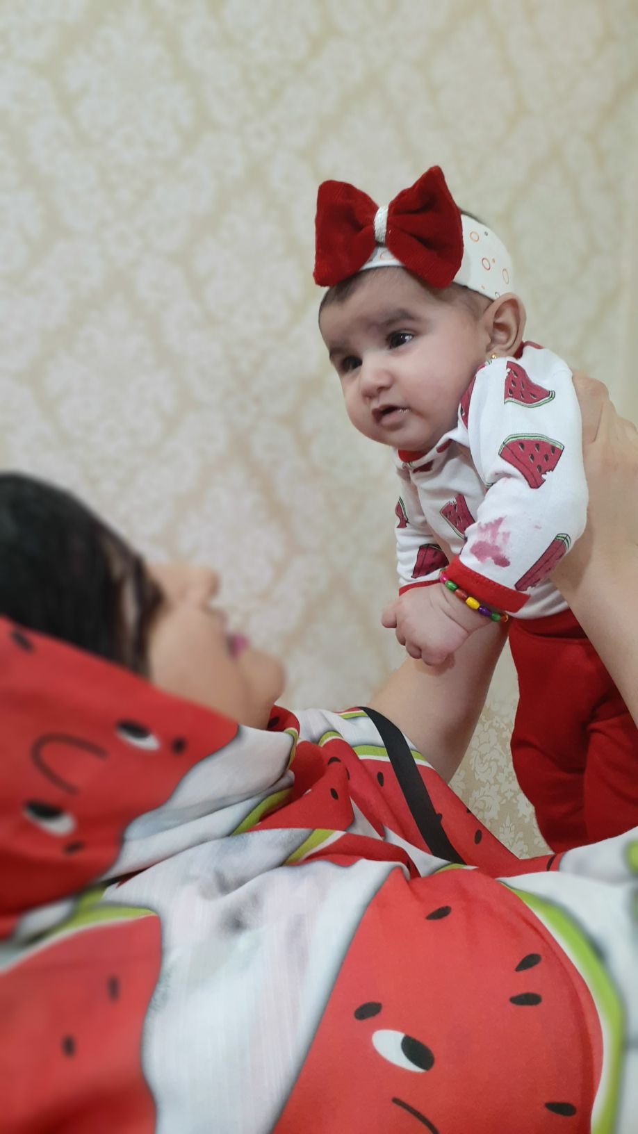 جشن کریسمس کودک نیروانا نیرومند