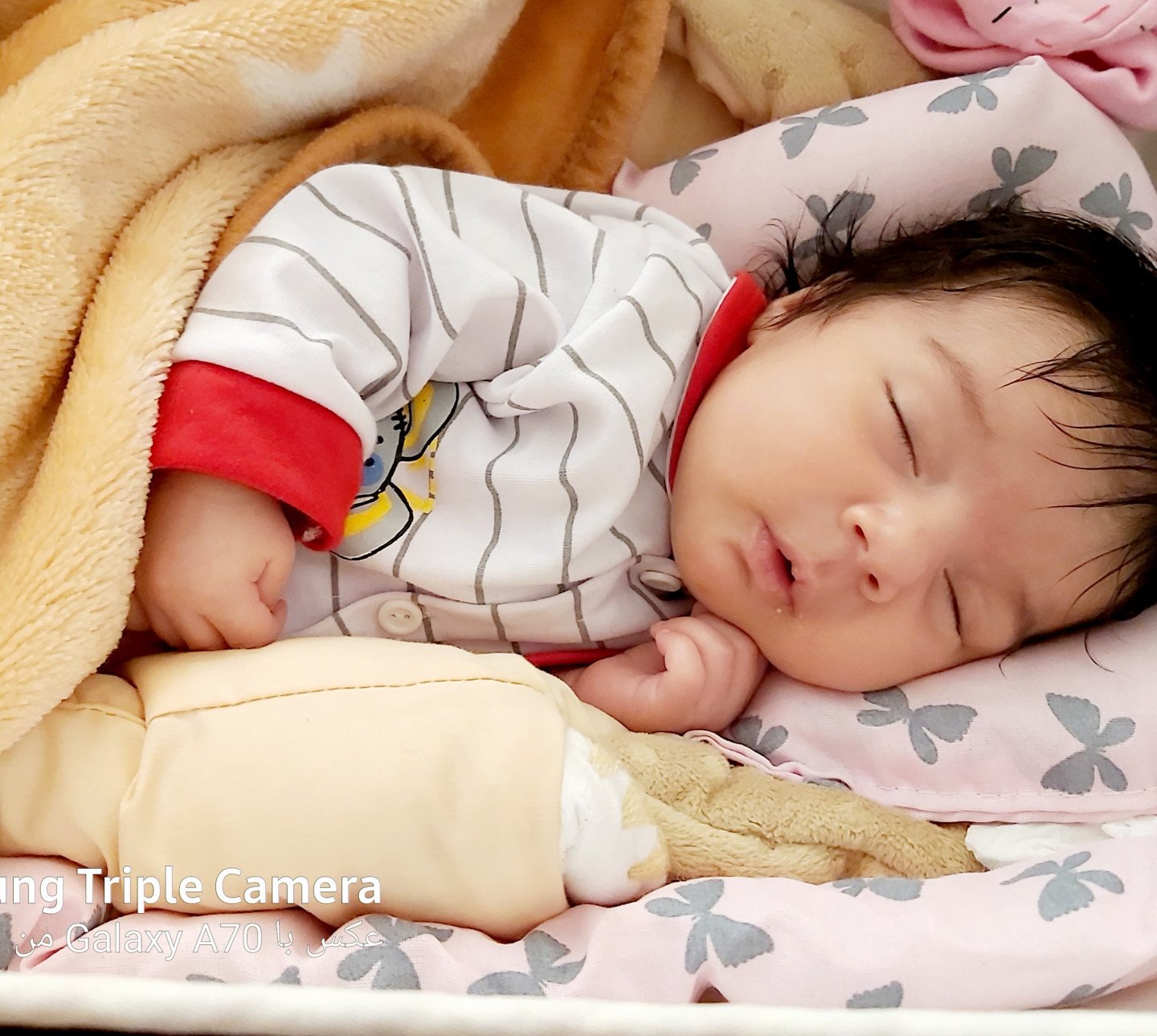 یک ماهگی نوزاد جانان موسوی