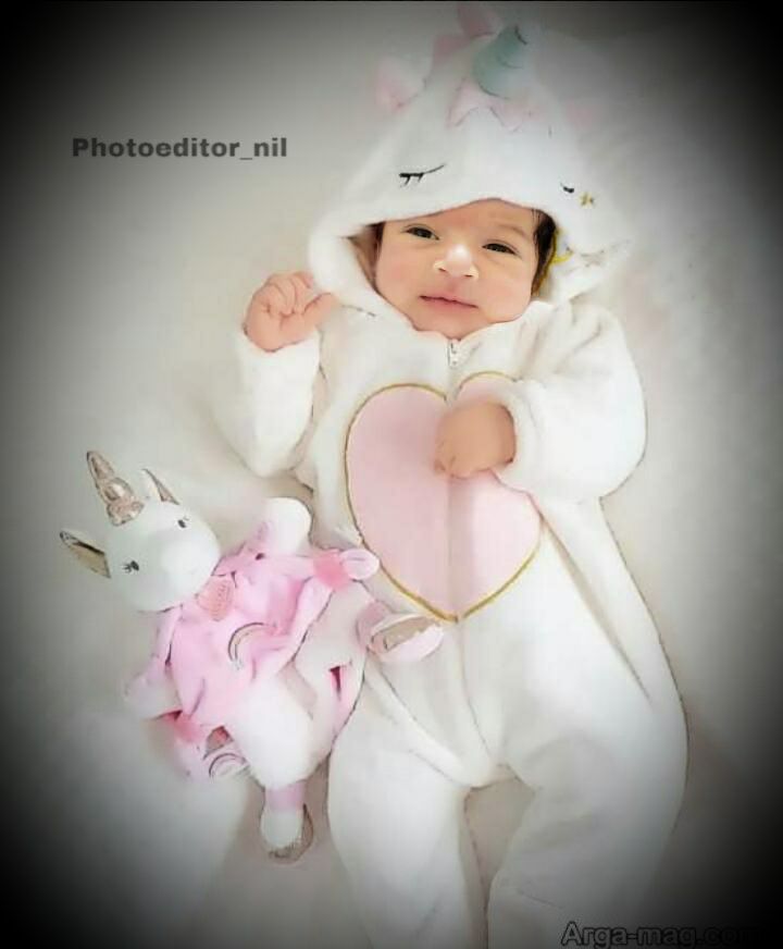 یک ماهگی نوزاد جانان موسوی