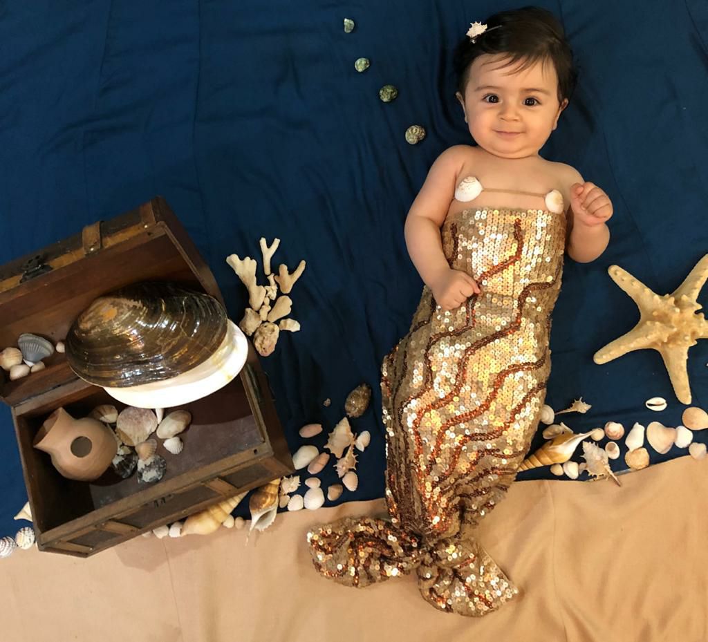 تم عکس تابستانی کودک ماه تیسا