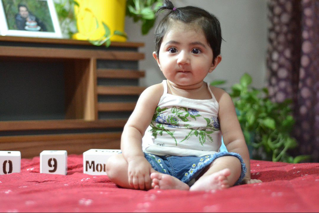 نه ماهگی نوزاد نیلی نجفی