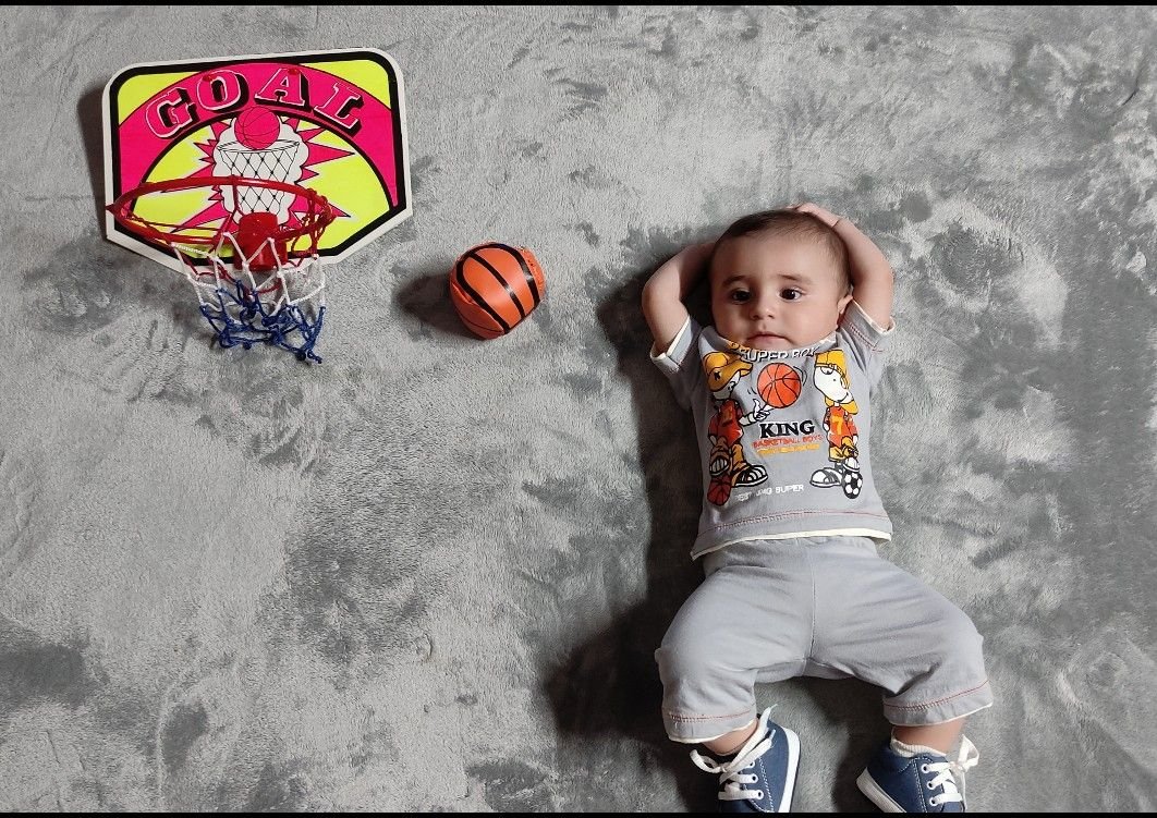 پنج ماهگی نوزاد طاها