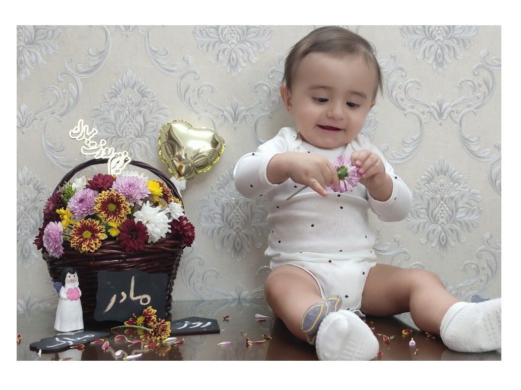 تخته-سیاه طاها