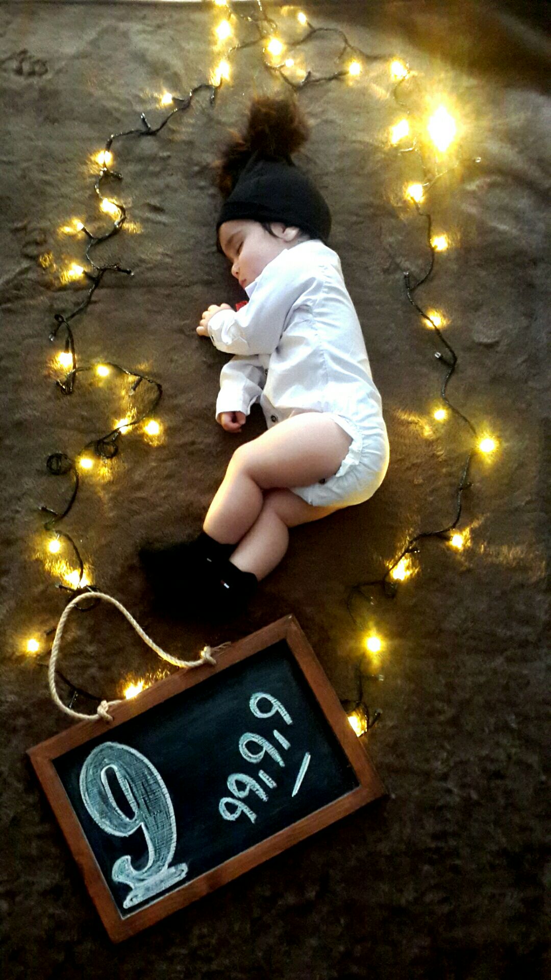 نه ماهگی نوزاد رایمند صداقت جو