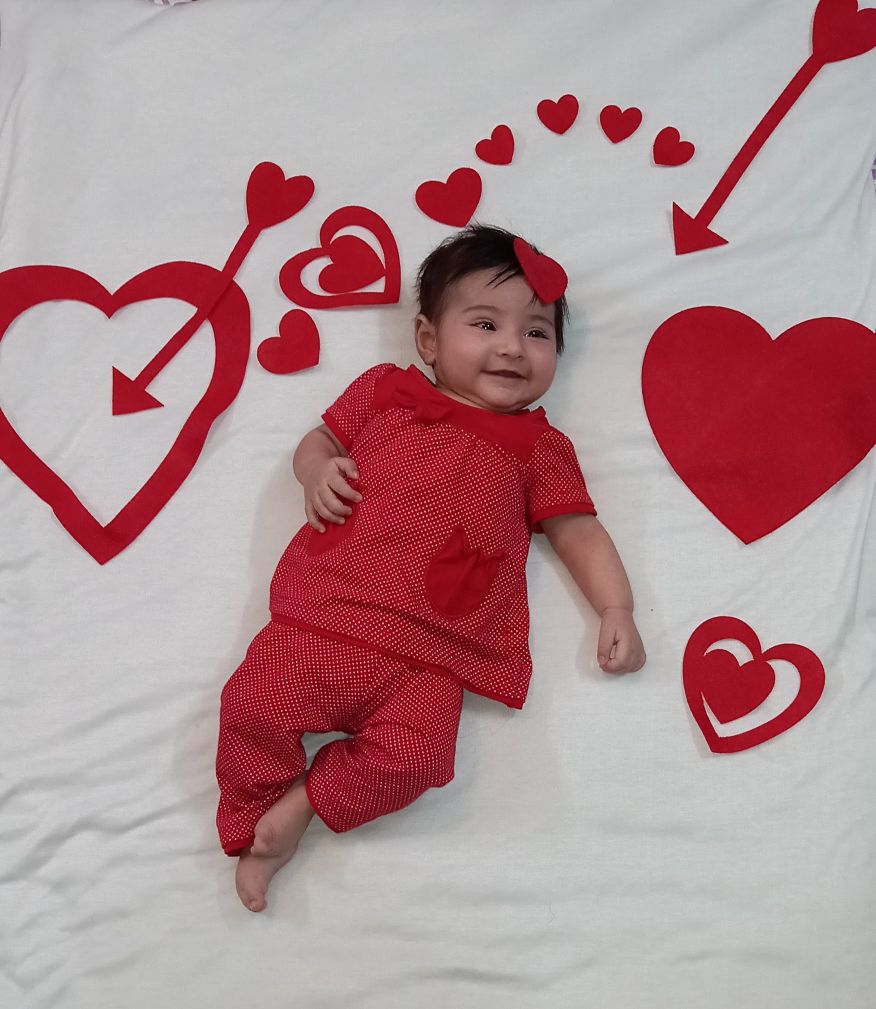 تم عکس زمستانی نوزاد مهرسا جلفائی