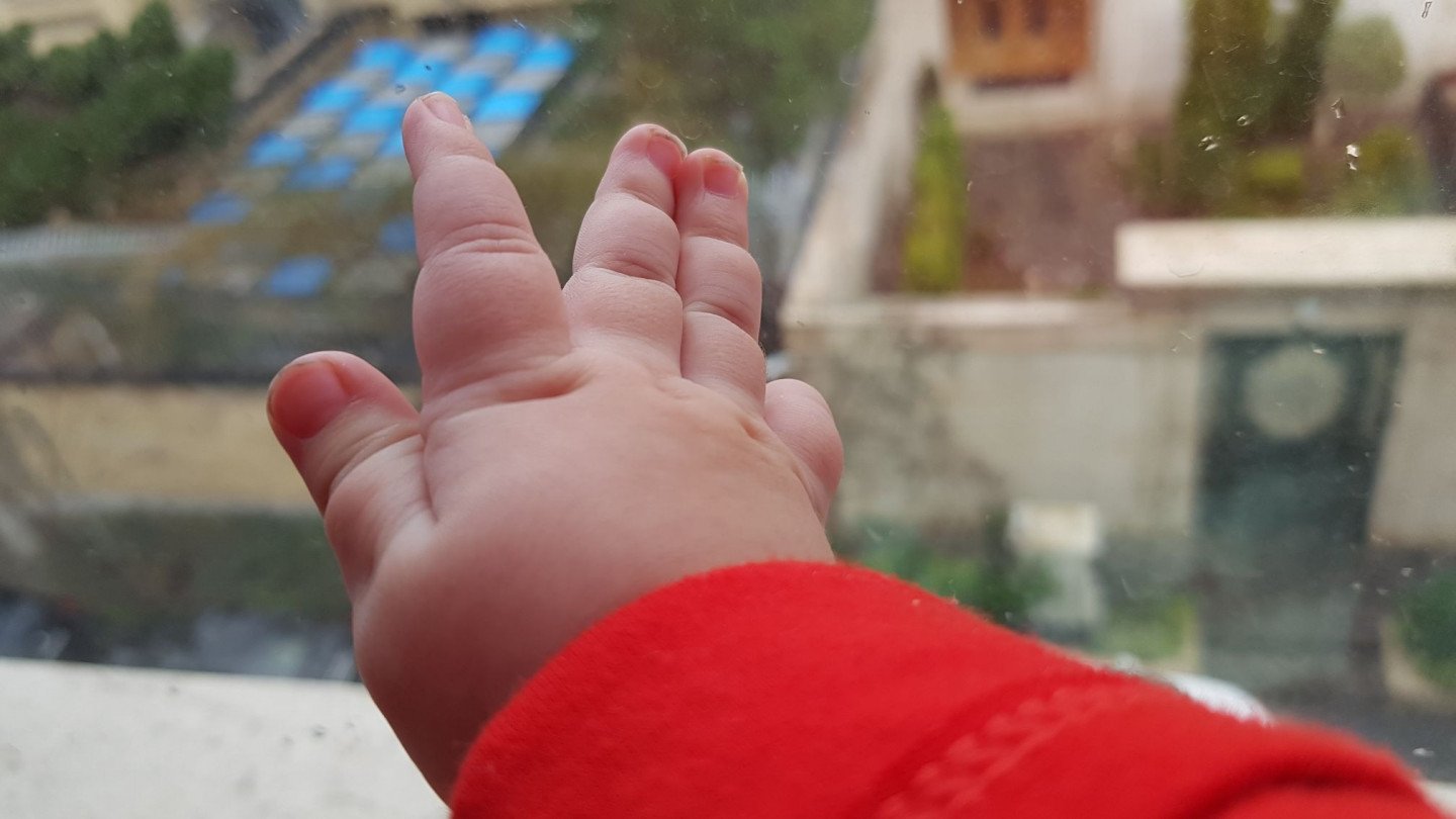 اثر  دست نوزاد دلسا ذنونی واحد