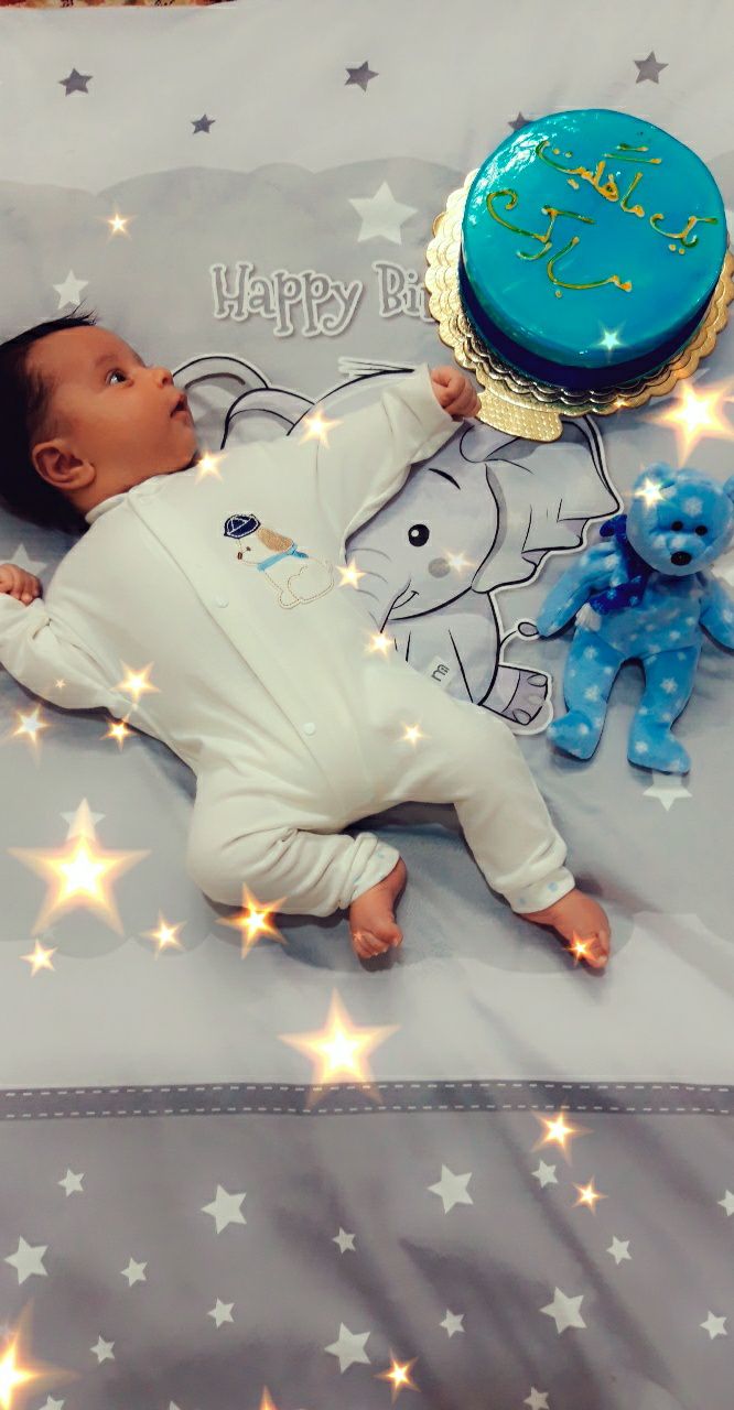 یک ماهگی نوزاد ویهان منصوری