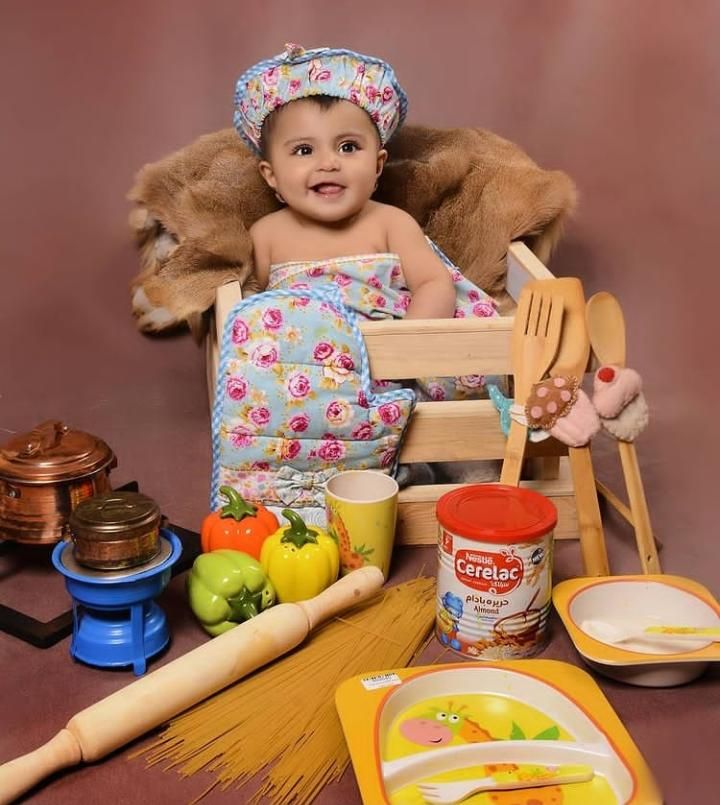 شش ماهگی نوزاد همتاقرایی